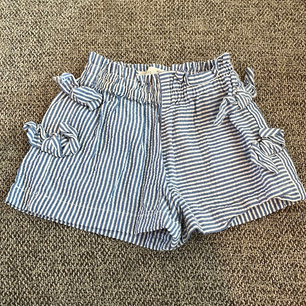 Zara shorts- sooooo cute! 12/18 months